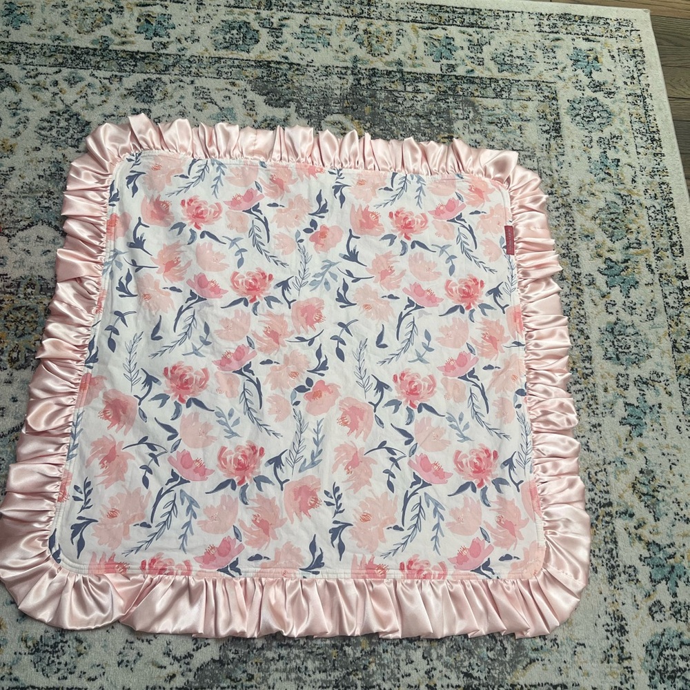 Baby girl LIL RED’S THREADS pink blanket with flowers